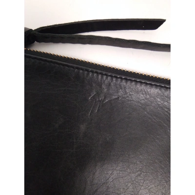 Pre-owned Giuseppe Zanotti Leather Purse In Black