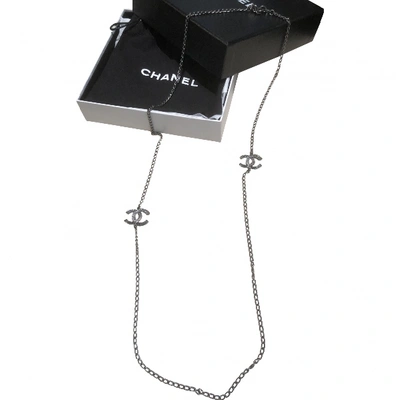 Pre-owned Chanel Long Necklace In Silver