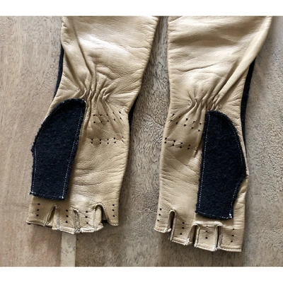 Pre-owned Chanel Leather Mittens In Beige