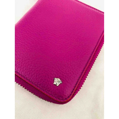 Pre-owned Versace Leather Card Wallet In Pink