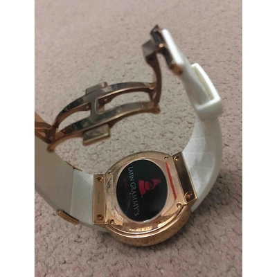 Pre-owned Gucci Digital White Gold Plated Watch