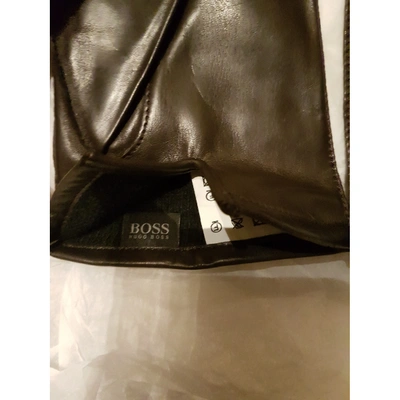 Pre-owned Hugo Boss Leather Gloves In Brown