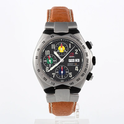 Pre-owned Universal Geneve Watch In Black