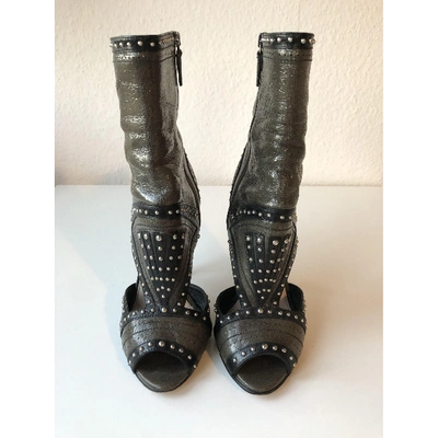 Pre-owned Prada Grey Leather Ankle Boots