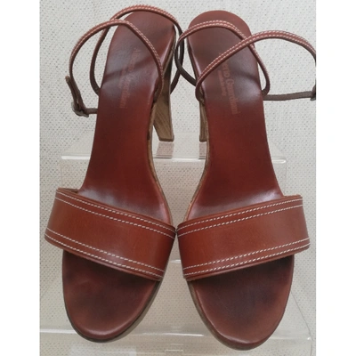 ALBERTO GUARDIANI Pre-owned Leather Mules & Clogs In Brown