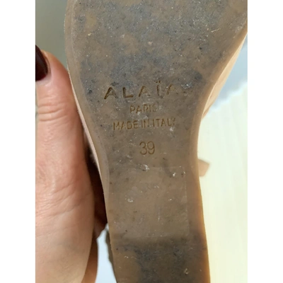 Pre-owned Alaïa Sandals In Beige