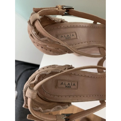 Pre-owned Alaïa Sandals In Beige