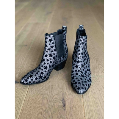 Pre-owned Saint Laurent West Chelsea Glitter Ankle Boots In Silver