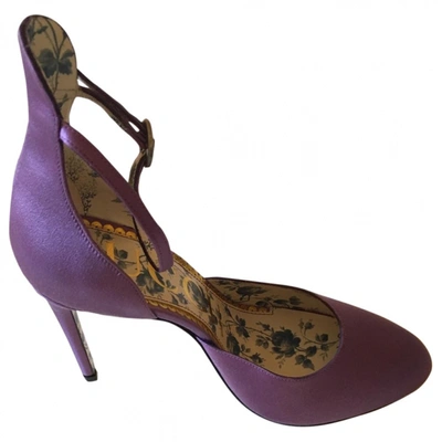 Pre-owned Gucci Heels In Purple