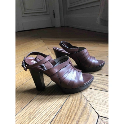 Pre-owned Sartore Leather Sandals In Brown