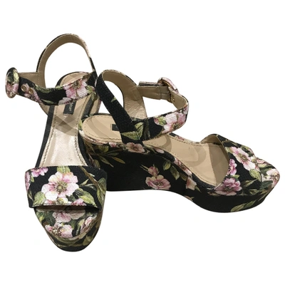 Pre-owned Dolce & Gabbana Cloth Sandals