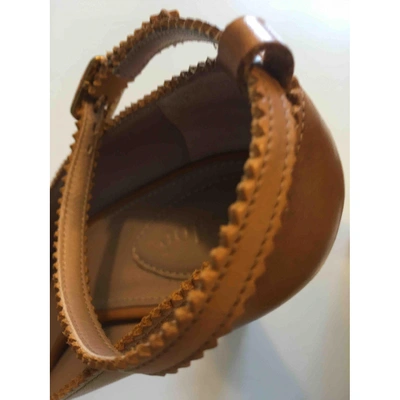 Pre-owned Chloé Leather Sandals In Camel