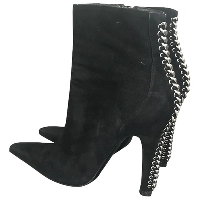 Pre-owned Versace Leather Ankle Boots In Black