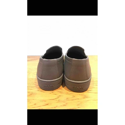 Pre-owned Prada Grey Leather Flats