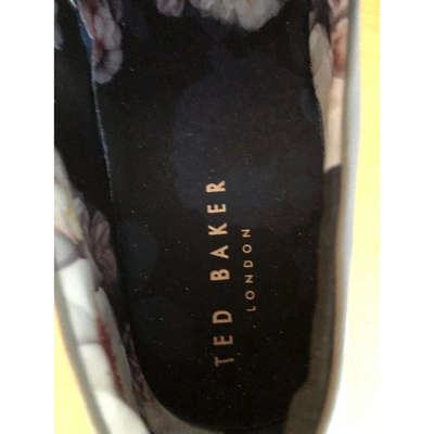 Pre-owned Ted Baker Cloth Flats In Grey