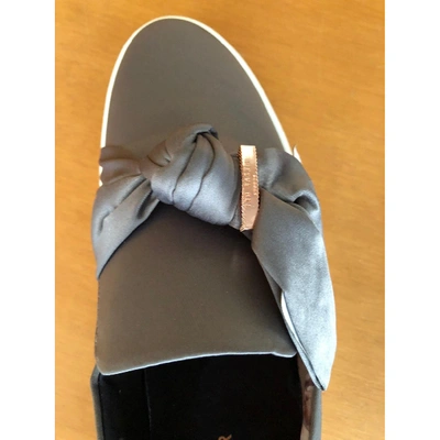 Pre-owned Ted Baker Cloth Flats In Grey
