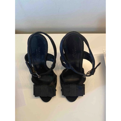Pre-owned Giambattista Valli Leather Heels In Black