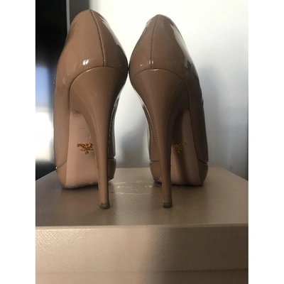 Pre-owned Prada Patent Leather Heels In Camel