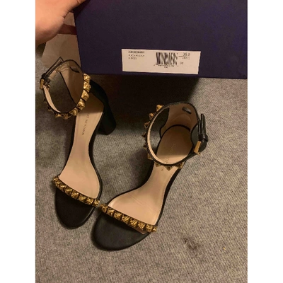 Pre-owned Stuart Weitzman Leather Sandals In Black