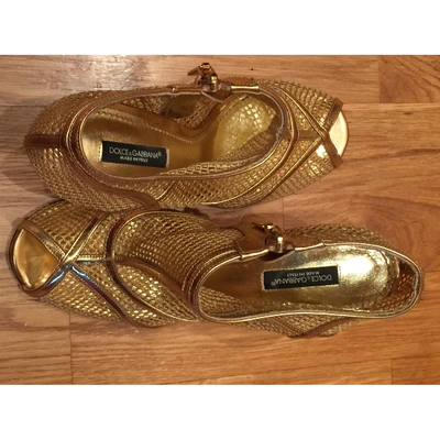 Pre-owned Dolce & Gabbana Leather Heels In Gold