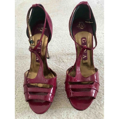 Pre-owned Gina Patent Leather Sandals In Pink