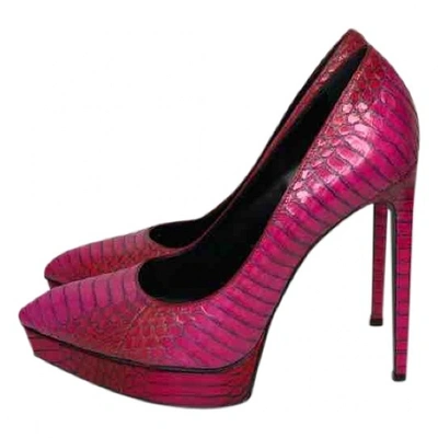 Pre-owned Saint Laurent Janis Pink Python Heels