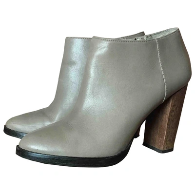 Pre-owned Elizabeth And James Leather Ankle Boots In Beige