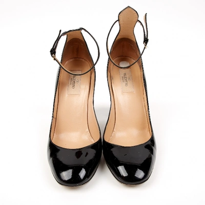 Pre-owned Valentino Garavani Tango Patent Leather Heels In Black