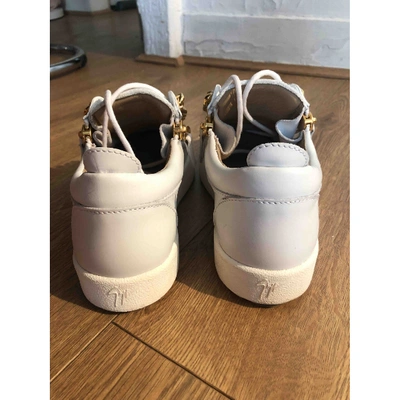 Pre-owned Giuseppe Zanotti Nicki Leather Trainers In White