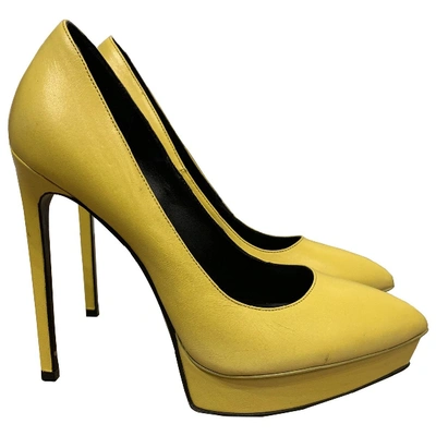 Pre-owned Saint Laurent Janis Leather Heels In Yellow