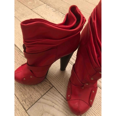 Pre-owned Versace Red Leather Boots