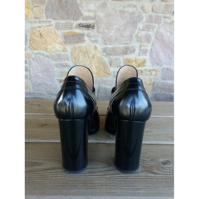 Pre-owned Ferragamo Leather Heels In Black