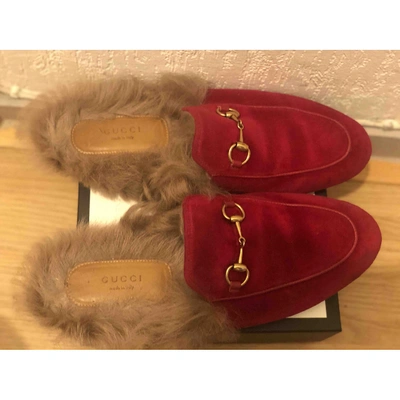 Pre-owned Gucci Princetown Red Velvet Flats