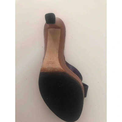 Pre-owned Saint Laurent Leather Mules & Clogs In Black