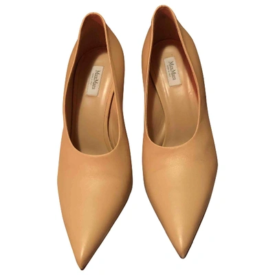 Pre-owned Max Mara Camel Leather Heels