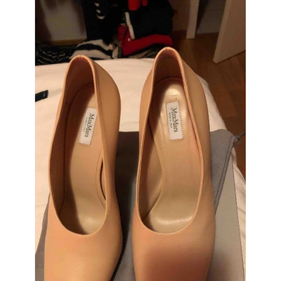 Pre-owned Max Mara Camel Leather Heels