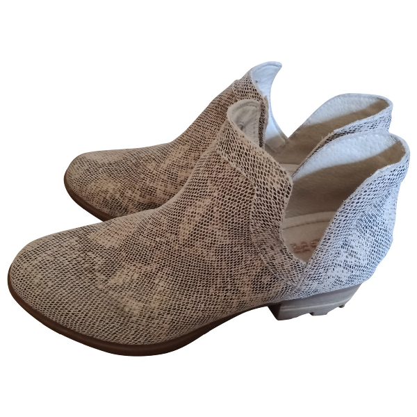 sorel ankle boots