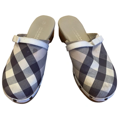 Pre-owned Burberry Beige Cloth Mules & Clogs