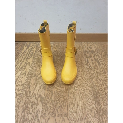 Pre-owned Burberry Yellow Rubber Boots