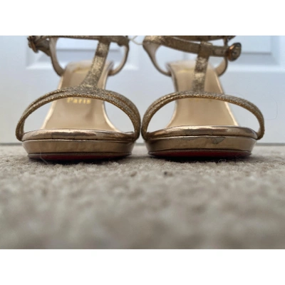 Pre-owned Christian Louboutin Glitter Sandals In Gold