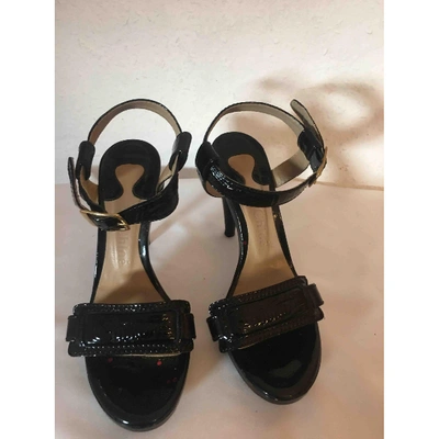 Pre-owned Chloé Patent Leather Sandals In Black