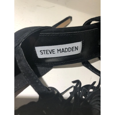Pre-owned Steve Madden Sandals In Black