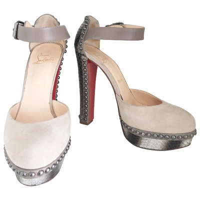 Pre-owned Christian Louboutin Beige Suede Sandals