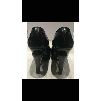 Pre-owned Chanel Patent Leather Heels In Black