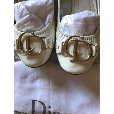 Pre-owned Dior Patent Leather Ballet Flats In White