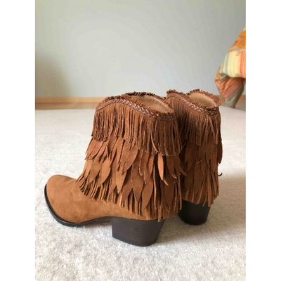 Pre-owned Aquazzura Camel Suede Ankle Boots