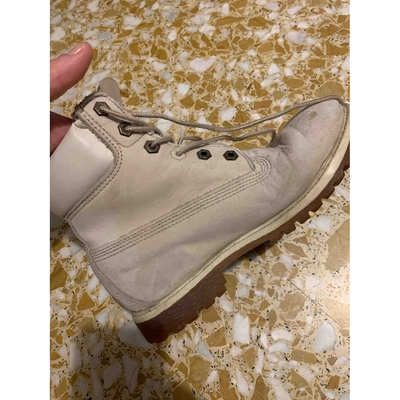 Pre-owned Timberland Ankle Boots In White
