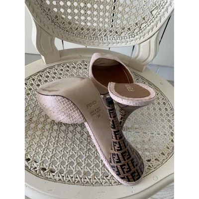 Pre-owned Fendi Pink Python Sandals