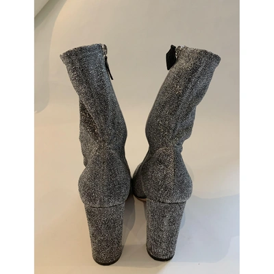 Pre-owned Oscar Tiye Glitter Ankle Boots In Silver