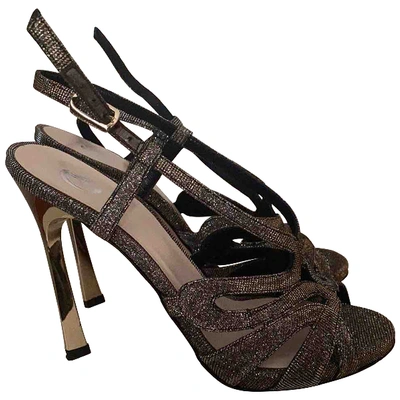 Pre-owned Ikkii Leather Sandals In Silver